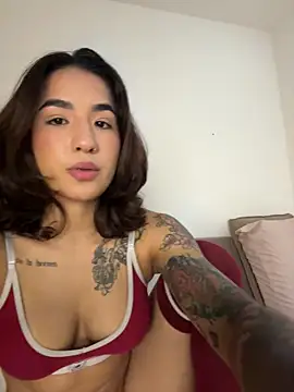 VictoriaHiill online show from 10, 7, 2026