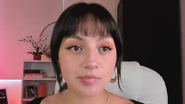 Snapshot of nahiapaws chatting on 27, 6, 2026 nahiapaws online show from 27, 6, 2026