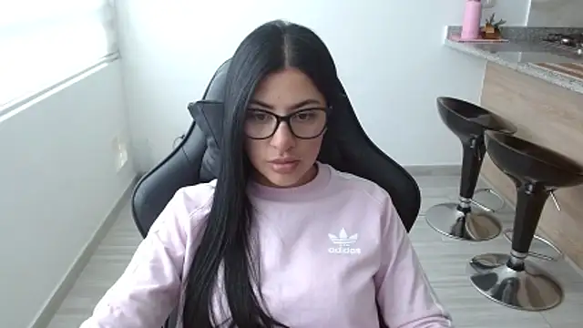 Charlotte cute18 online show from 12, 3, 2026