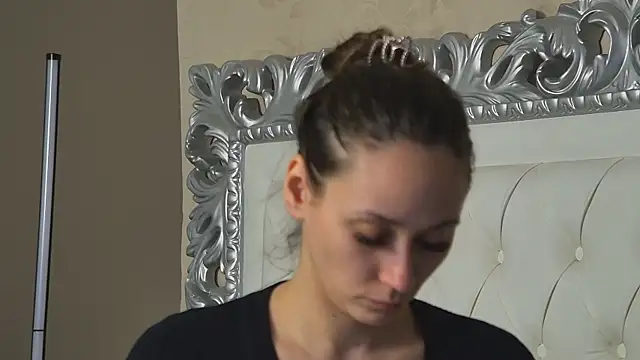 AliceMunro online show from 9, 4, 2026