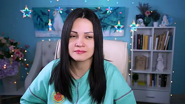 KarolinaRobinson online show from 6, 2, 2025