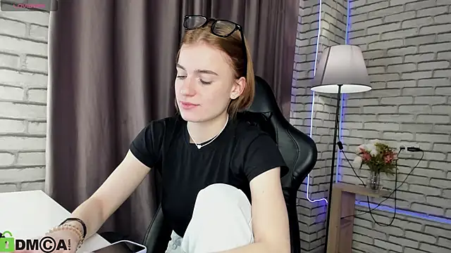 Stacey Brown online show from 2, 2, 2026