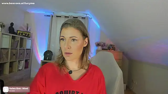 Snapshot of ilucyme chatting on 2, 10, 2025 ilucyme online show from 2, 10, 2025