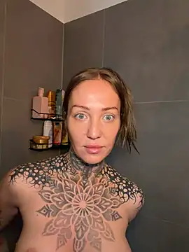 ElenaHaze online show from 18, 4, 2026