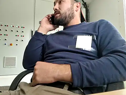 Leonormaldick online show from 12, 11, 2025