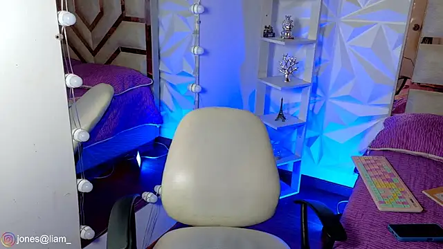 Jonesliam23 online show from 16, 5, 2026