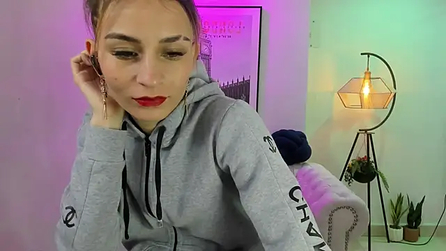 Tamara slimx online show from 23, 3, 2025