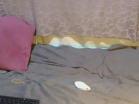 slim girl02 online show from 13, 11, 2025