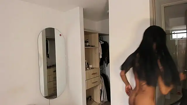 rose scottt online show from 17, 4, 2026