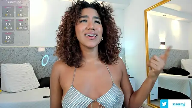 Snapshot of Saraycum chatting on 28, 1, 2025 Saraycum online show from 28, 1, 2025