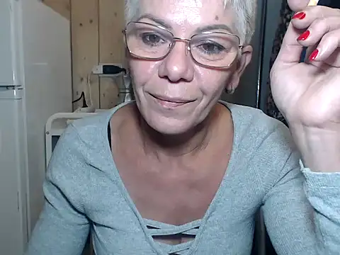 Snapshot of jona33 chatting on 26, 9, 2025 jona33 online show from 26, 9, 2025