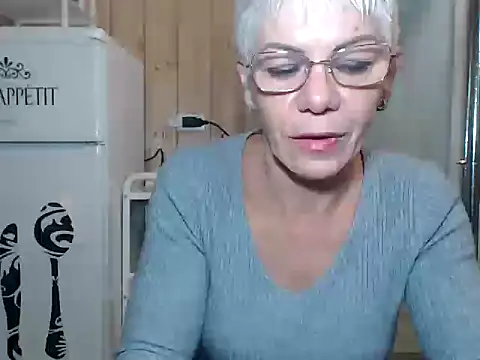 Snapshot of jona33 chatting on 28, 9, 2025 jona33 online show from 28, 9, 2025