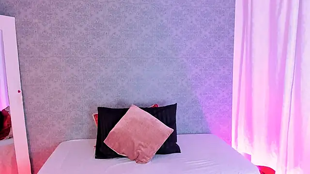 CatrinaRossi online show from 5, 2, 2025