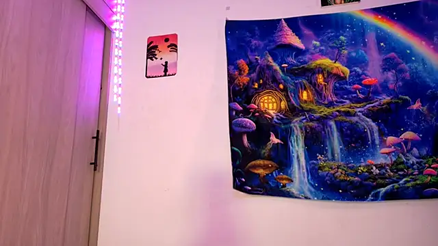 CatrinaRossi online show from 7, 11, 2025