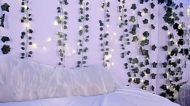 Snapshot of Natasha_Nasty2 chatting on 24, 12, 2024 Natasha Nasty2 online show from 24, 12, 2024