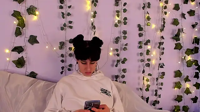 Snapshot of Natasha_Nasty2 chatting on 4, 1, 2025 Natasha Nasty2 online show from 4, 1, 2025