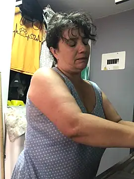 Sweeetness Milf online show from 7, 1, 2025