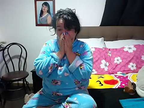 Sweeetness Milf online show from 12, 1, 2025