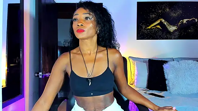 Snapshot of KimberlyBanks2 chatting on 8, 1, 2025 KimberlyBanks2 online show from 8, 1, 2025