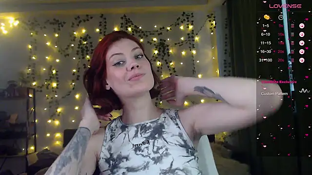 Snapshot of Your_Corvus chatting on 11, 3, 2025 Your Corvus online show from 11, 3, 2025