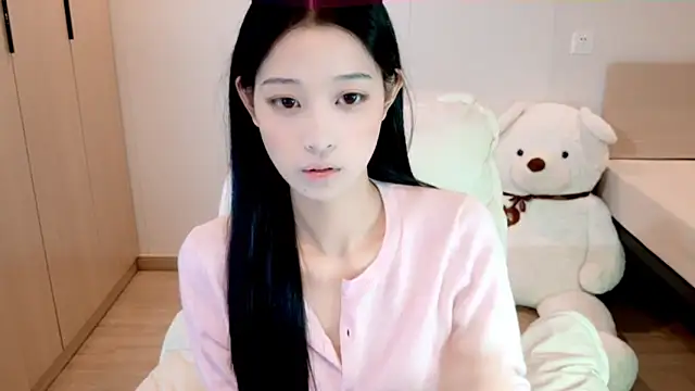 Snapshot of Xueb_J chatting on 19, 9, 2025 Xueb J online show from 19, 9, 2025