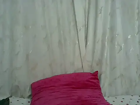 Snapshot of PrettyPrincess14 chatting on 13, 7, 2026 PrettyPrincess14 online show from 13, 7, 2026