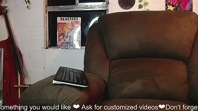 NEXT DOOR GIRL  online show from 27, 12, 2024