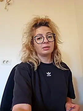 Selenna emma online show from 13, 11, 2025