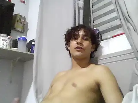 Snapshot of pedrodavid_ chatting on 28, 2, 2025 pedrodavid online show from 28, 2, 2025