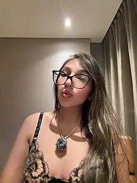 Caro martinezz online show from 13, 6, 2026