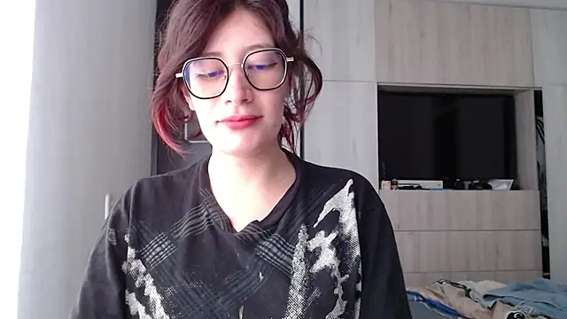 mariana124- online show from 9, 2, 2025