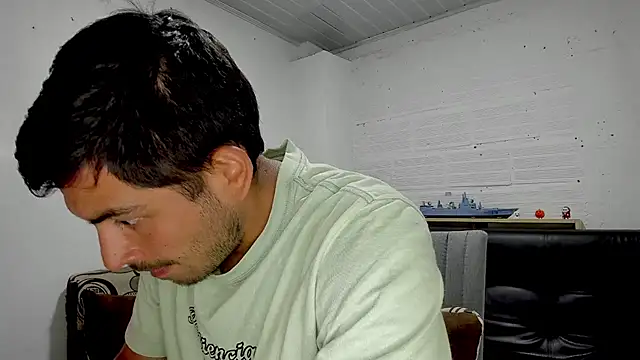 Snapshot of Himoreno25 chatting on 16, 1, 2025 Himoreno25 online show from 16, 1, 2025