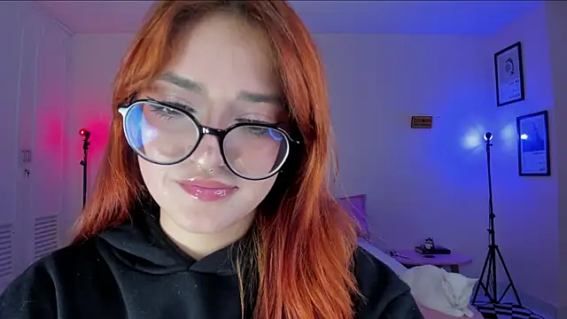 SweetJennaa online show from 19, 1, 2025