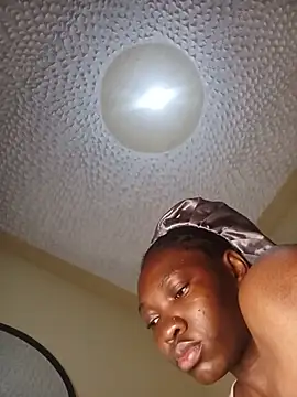 Snapshot of Hot_ebony30 chatting on 4, 8, 2026 Hot ebony30 online show from 4, 8, 2026
