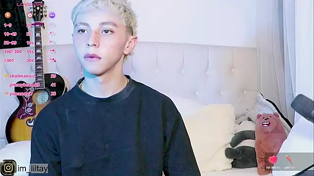 Snapshot of lil_tay_ chatting on 23, 2, 2025 lil tay online show from 23, 2, 2025