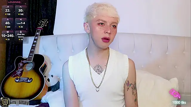 Snapshot of lil_tay_ chatting on 2, 3, 2025 lil tay online show from 2, 3, 2025