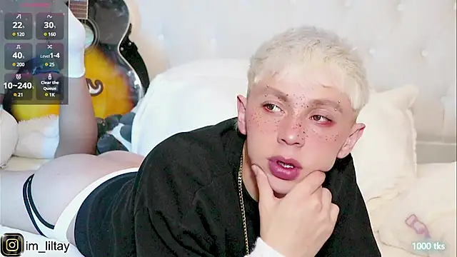 Snapshot of lil_tay_ chatting on 3, 3, 2025 lil tay online show from 3, 3, 2025