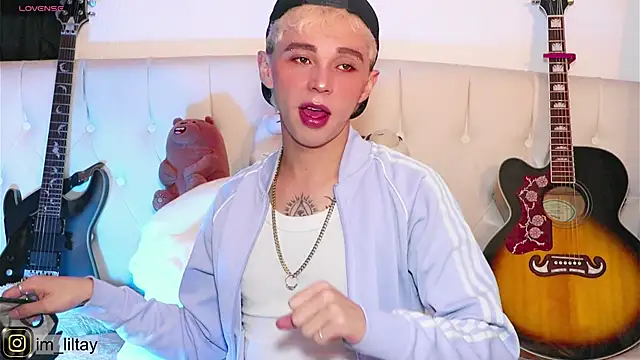 Snapshot of lil_tay_ chatting on 20, 3, 2025 lil tay online show from 20, 3, 2025