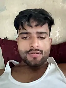 Snapshot of PRIYANHU@xh chatting on 5, 6, 2026 PRIYANHUxh online show from 5, 6, 2026
