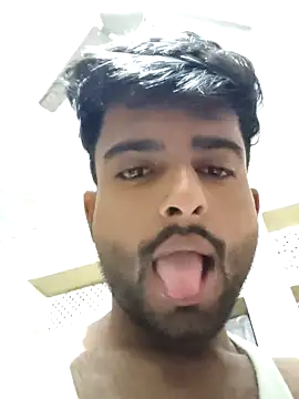 Snapshot of PRIYANHU@xh chatting on 7, 6, 2026 PRIYANHUxh online show from 7, 6, 2026