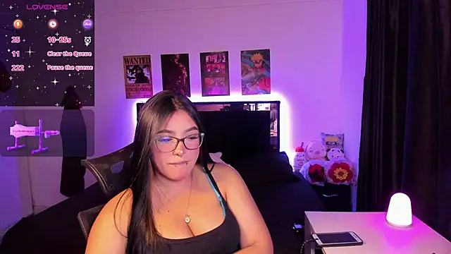 Mariana Hasper  online show from 4, 3, 2026