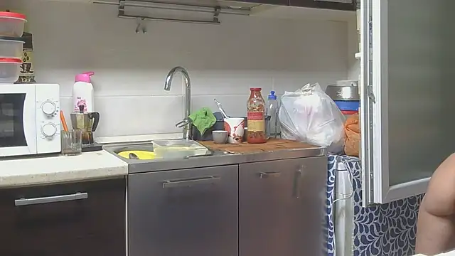 couplemilf2 online show from 18, 4, 2026