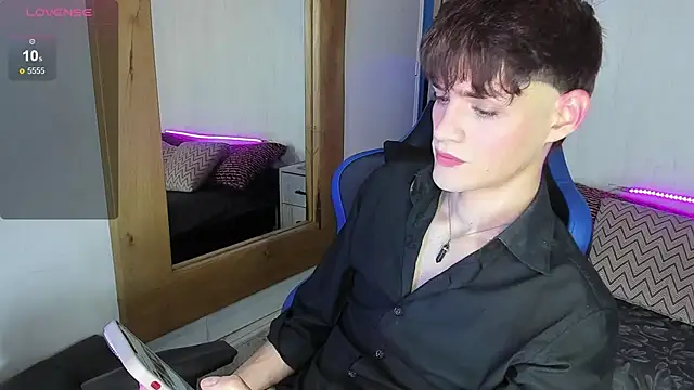 VladHellsing4 online show from 17, 3, 2025