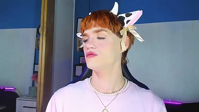 VladHellsing4 online show from 18, 9, 2025