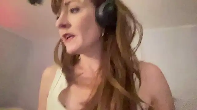 Snapshot of maythegr8ness chatting on 4, 2, 2025 maythegr8ness online show from 4, 2, 2025