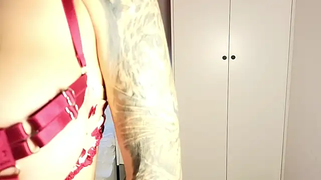 Kira mmr online show from 4, 4, 2026