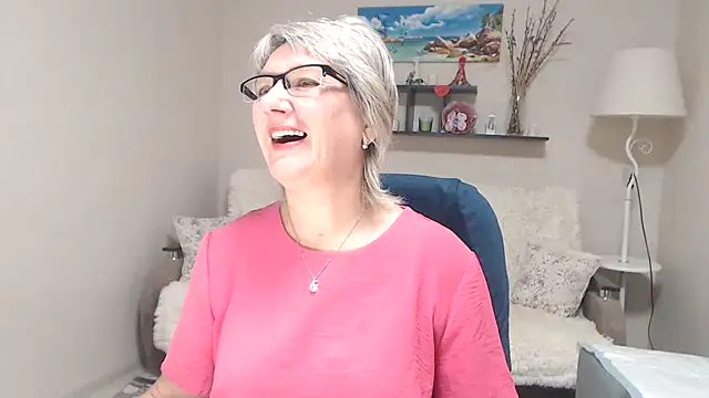 FleurMays online show from 28, 10, 2025