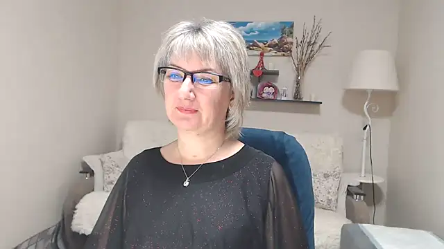 FleurMays online show from 8, 11, 2025