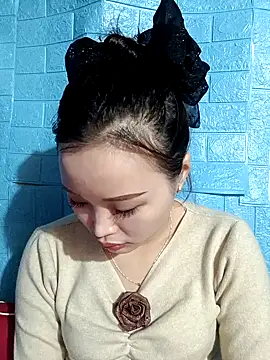 Snapshot of vatb chatting on 7, 12, 2024 vatb online show from 7, 12, 2024