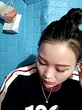 Snapshot of vatb chatting on 8, 12, 2024 vatb online show from 8, 12, 2024